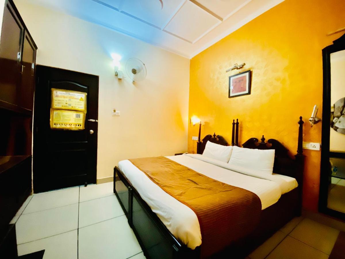 Hotel Aachman Regency 심라 외부 사진