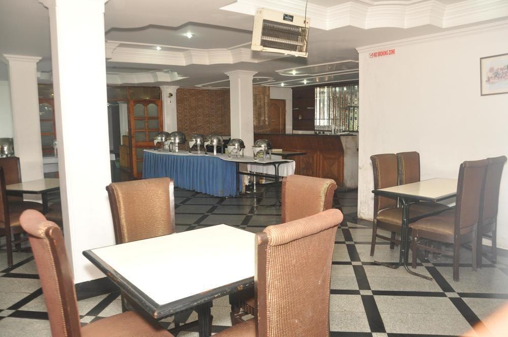 Hotel Aachman Regency 심라 외부 사진