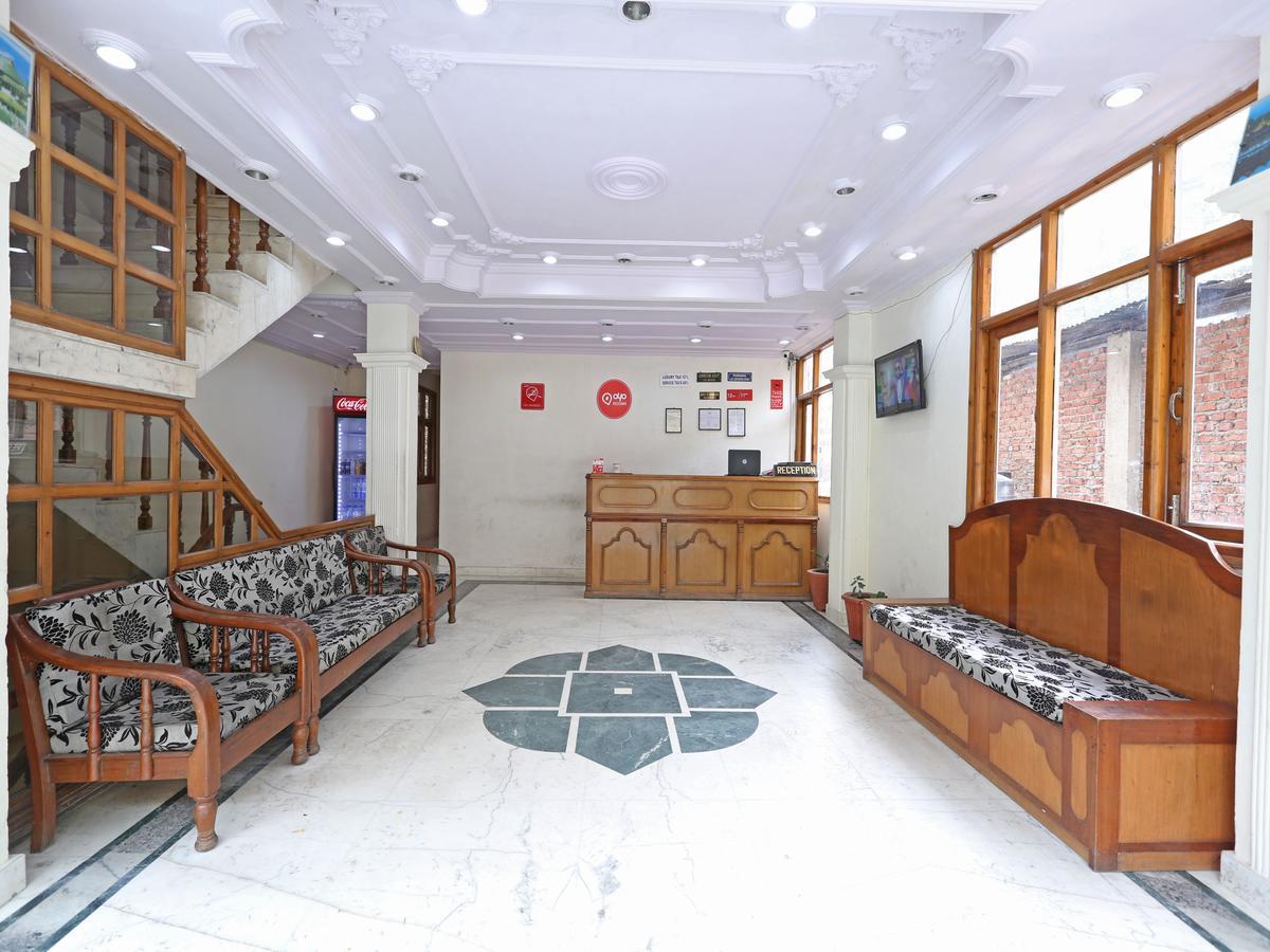 Hotel Aachman Regency 심라 외부 사진
